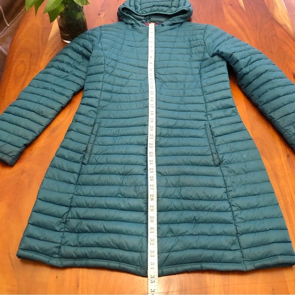 Down Jacket. Collection by Vackrot Lightweight Long Puffer Winter Jacket.Small. - Picture 9 of 16